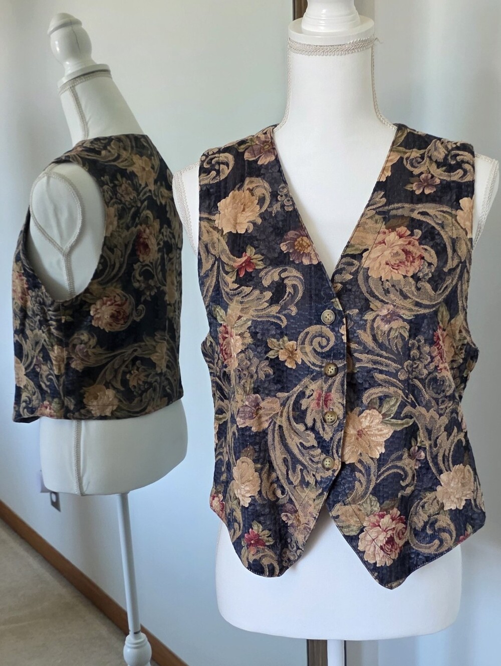 Orvis Vintage Tapestry Vest